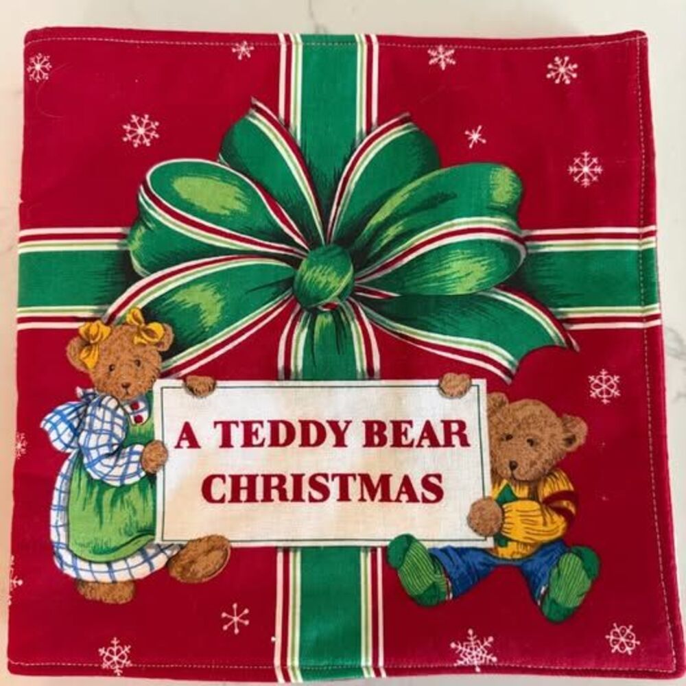 A Teddy Bear Christmas Fabric Book